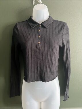 SO Black Ribbed Long Sleeve Polo Crop Top